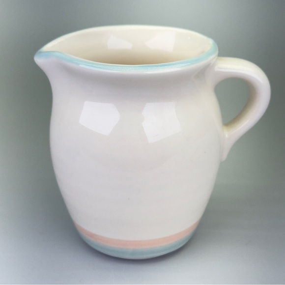 Vintage Pfaltzgraff Pastel Aura Ceramic Pitcher - Picture 1 of 9